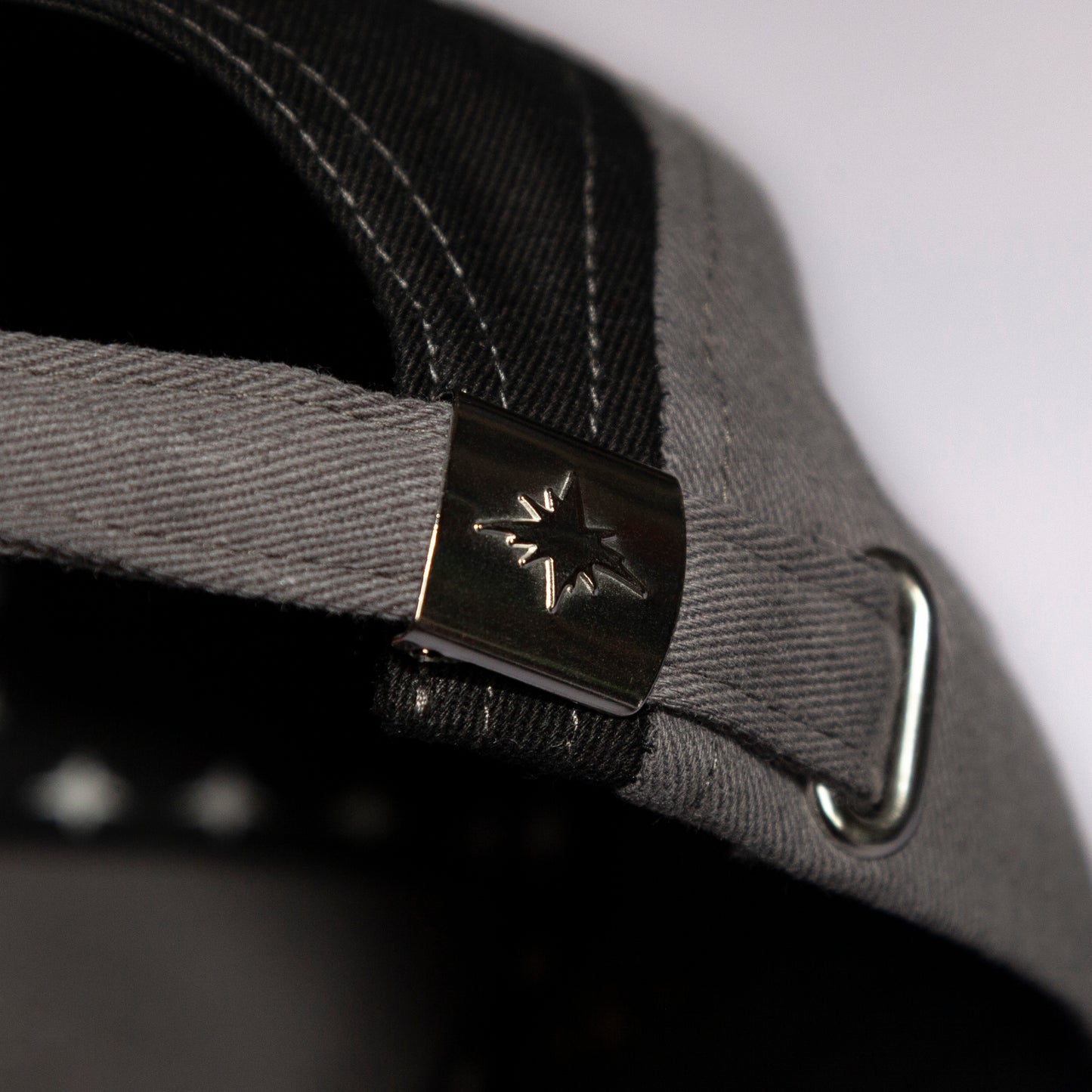 Dark 5 panel